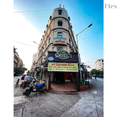 Café Mondegar: Colaba’s Retro Café-Bar Where Mumbai’s Stories Come Alive